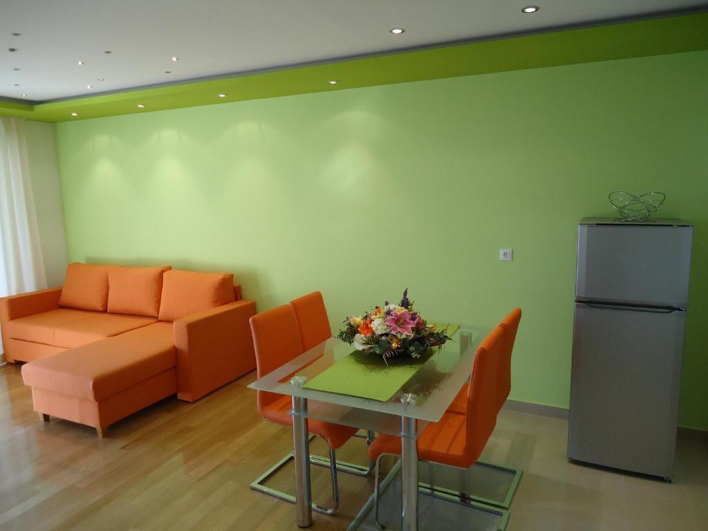 Villa Grgo Apartments Tučepi Habitación foto